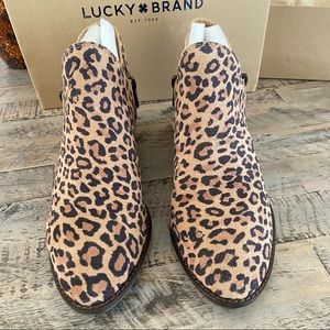 Lucky Brand Women's FHUNA 2 Suede Ankle Bootie Animal Print Size 6.5M MSRP $129